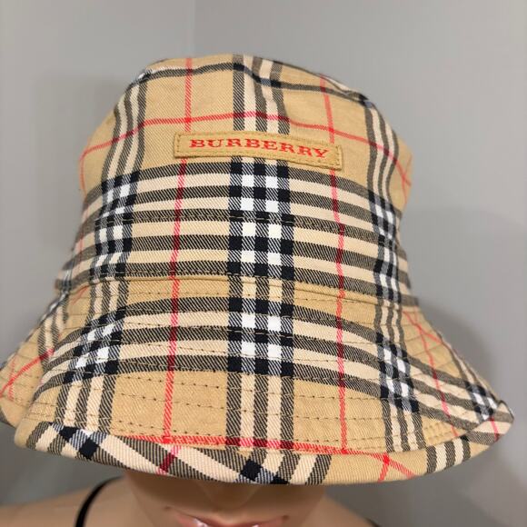 #3227 BURBERRY Reversible Hat main image 4